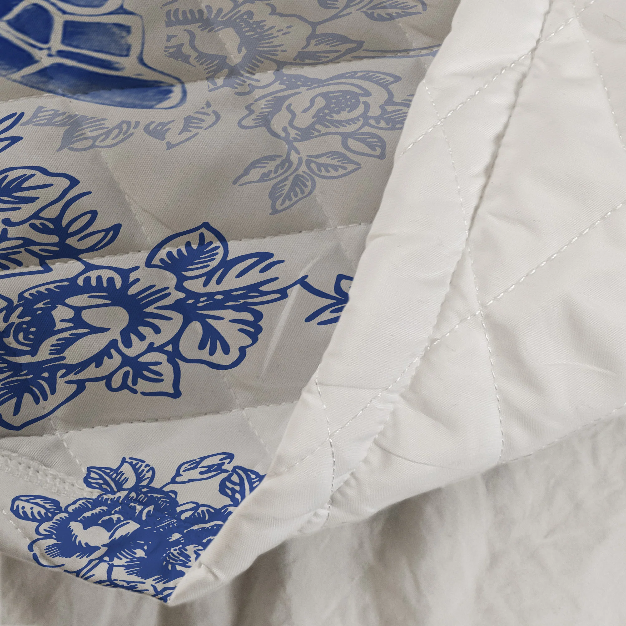 Animal Lovers Vintage Toile De Jouy - Custom Quilt Set - Image 7
