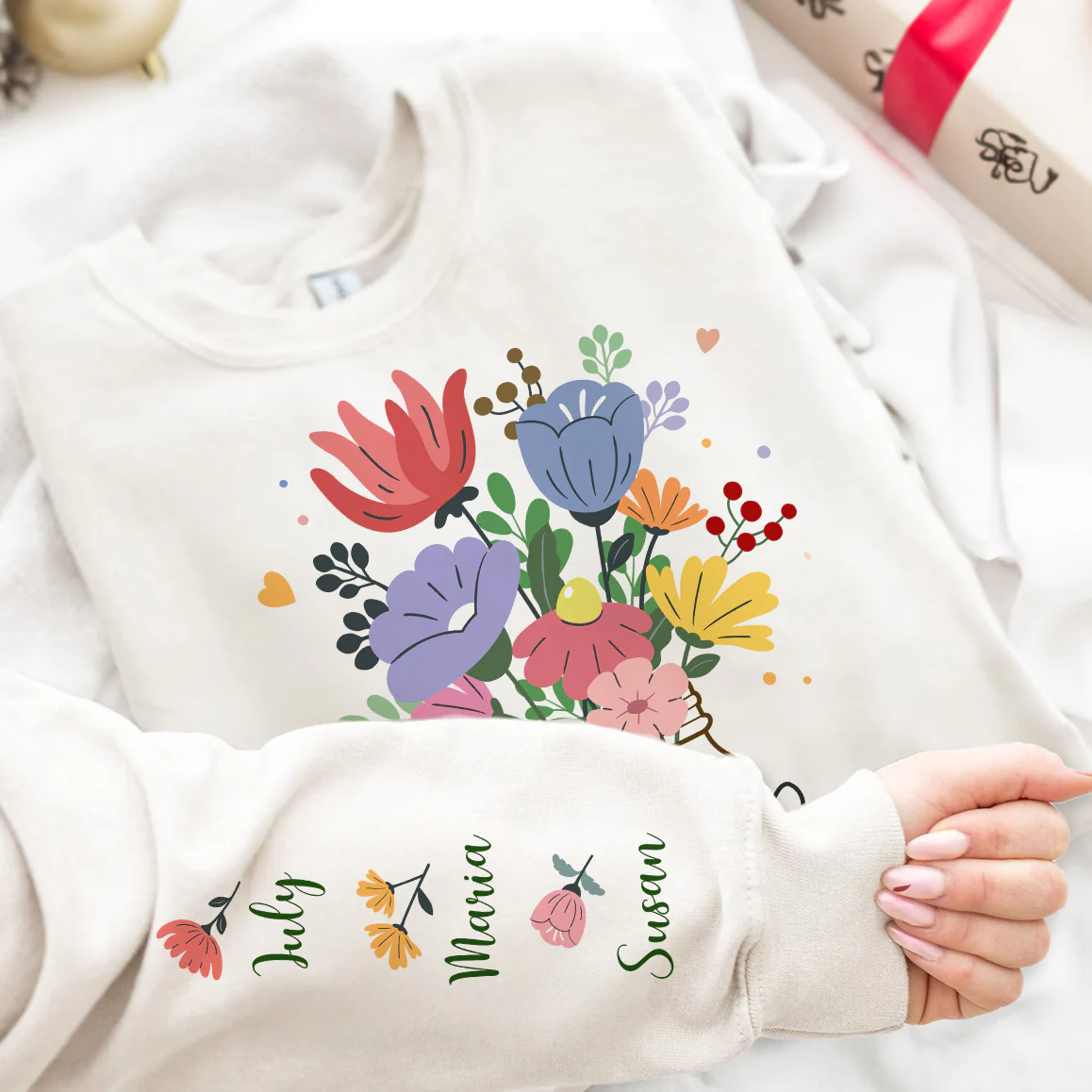 Best Mom, Grandma, Mama Ever Floral Custom Kids' Names - Up To 10 Names -Personalized Sweatshirt - Image 3