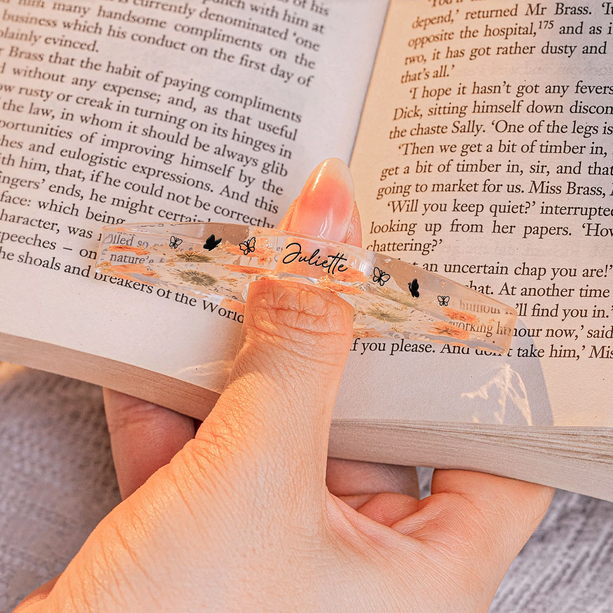 Birth Flower Book Lover - Personalized Resin Book Page Holder - Image 2
