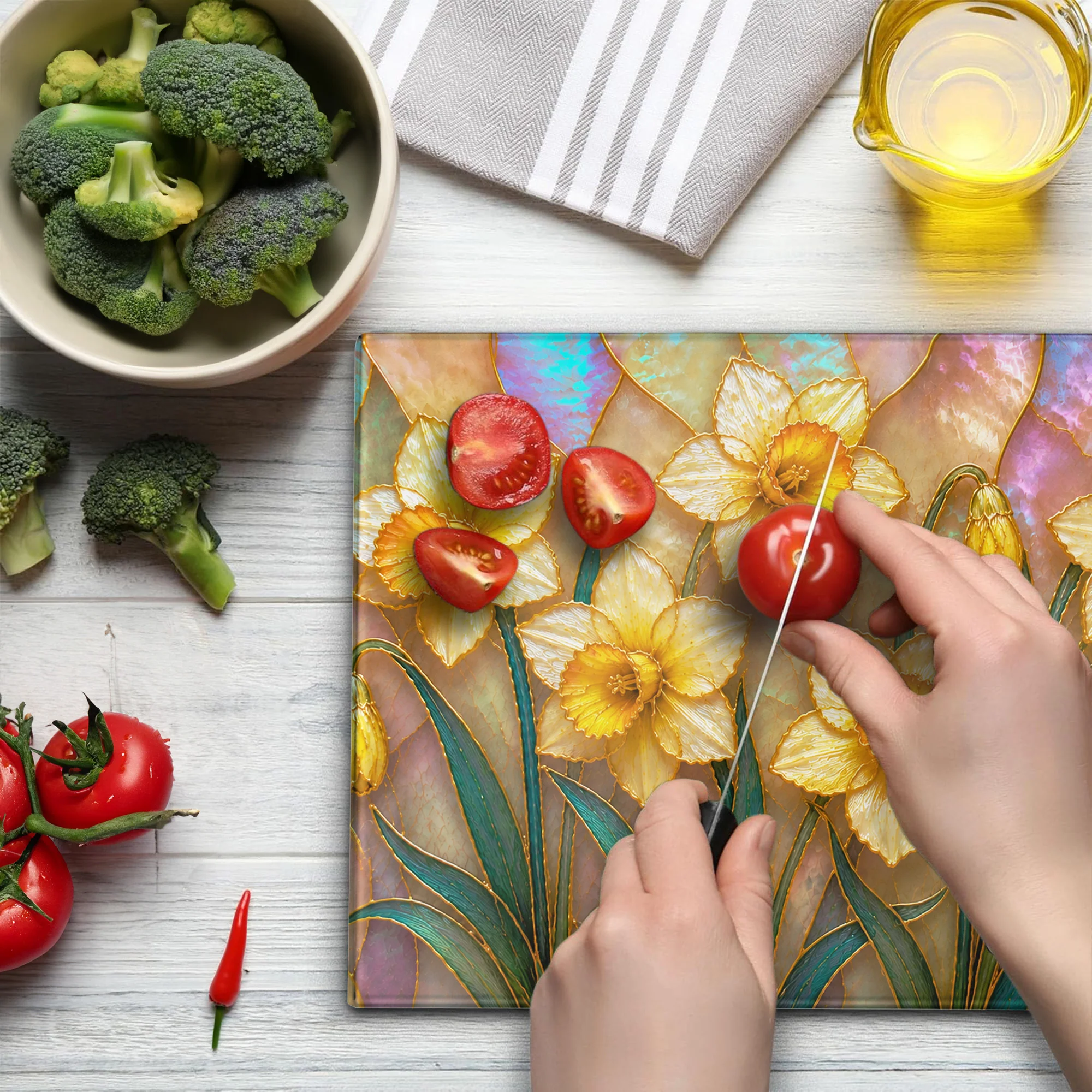 Birth Flower Mother-Of-Pearl Kitchen Decor Gift For Her - Personalized Cutting Board - Image 4