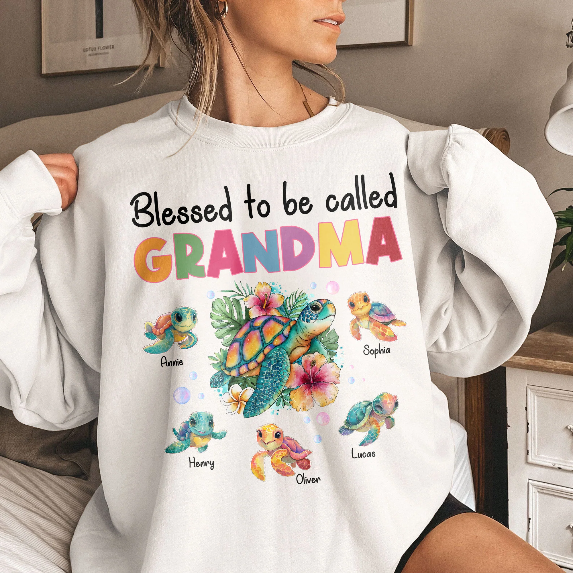 Blessed To Be Called Grandma Nana Gigi Sea Turtle With Hibiscus - Personalized Shirt - Image 4