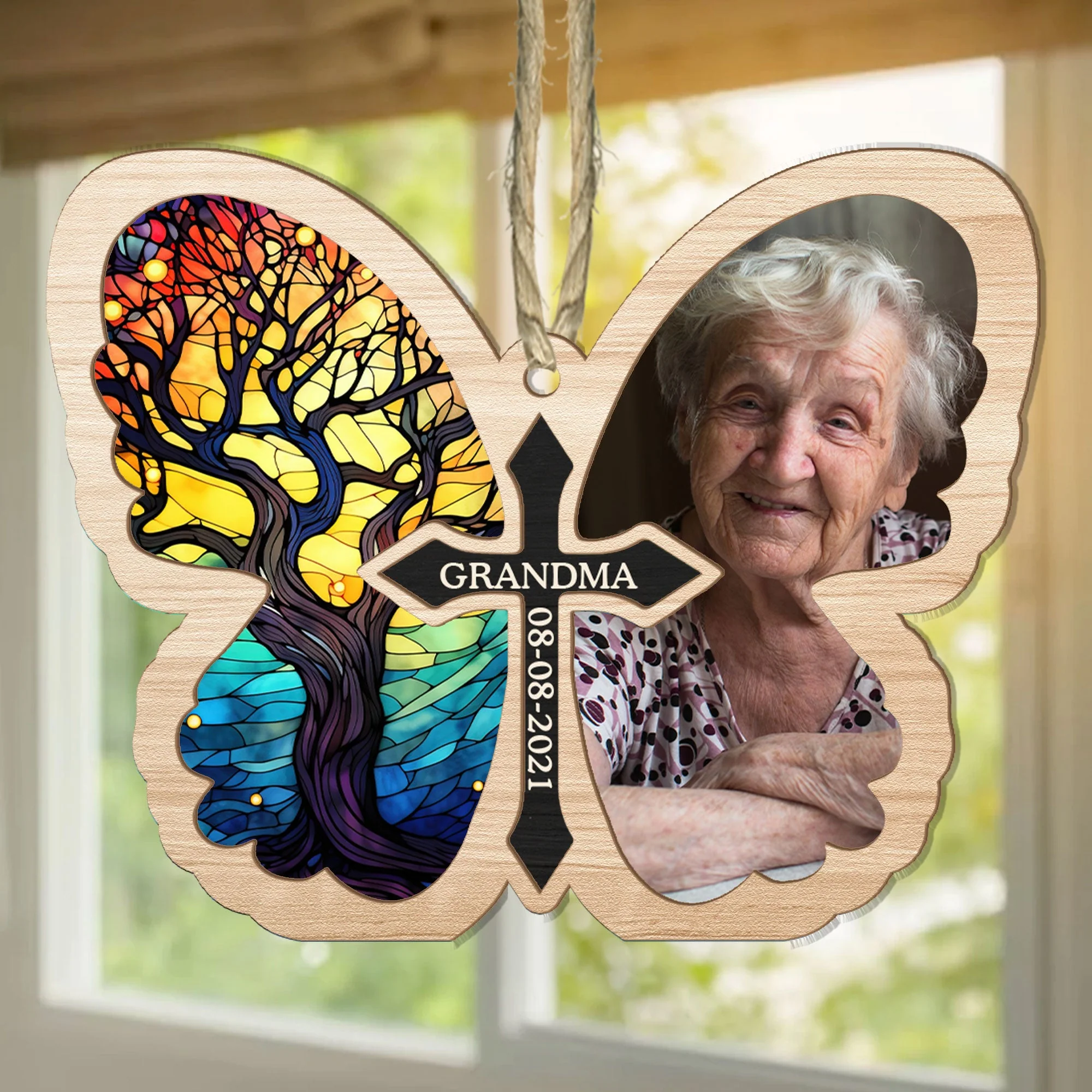 Butterfly Memorial - Personalized Suncatcher Ornament
