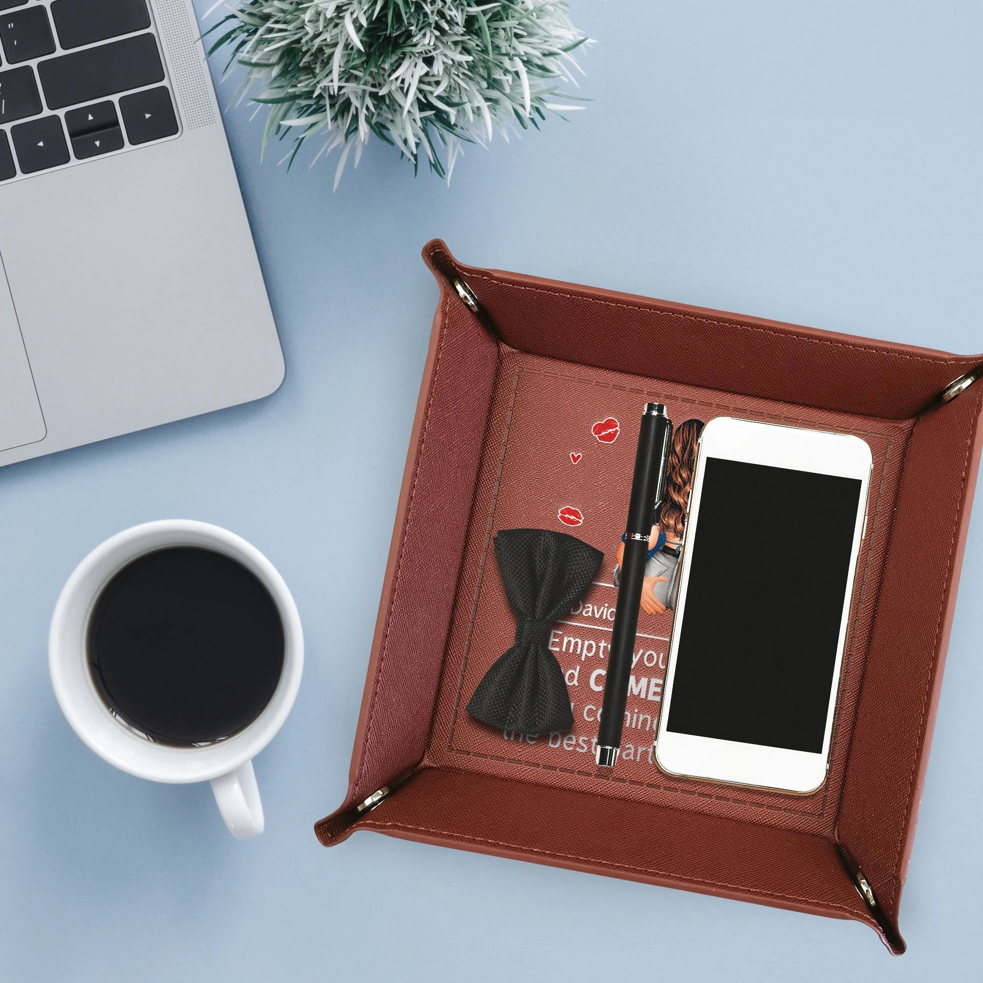 Empty Your Pocket And Come Hug Me - Personalized Leather Valet Tray - Image 4