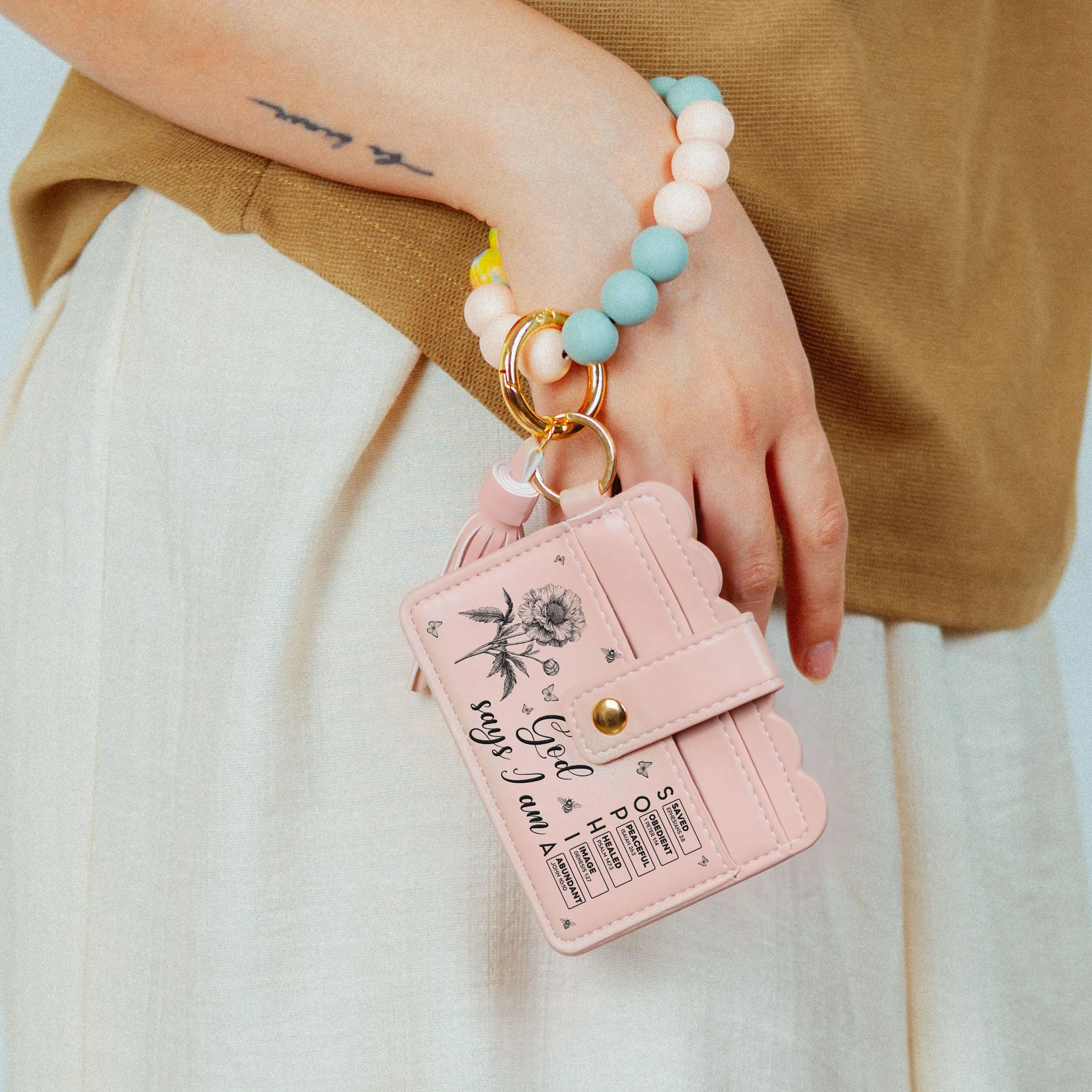 God Says I Am Name Letter In Bible Verses - Personalized Keychain Wristlet Leather Wallet - Image 3