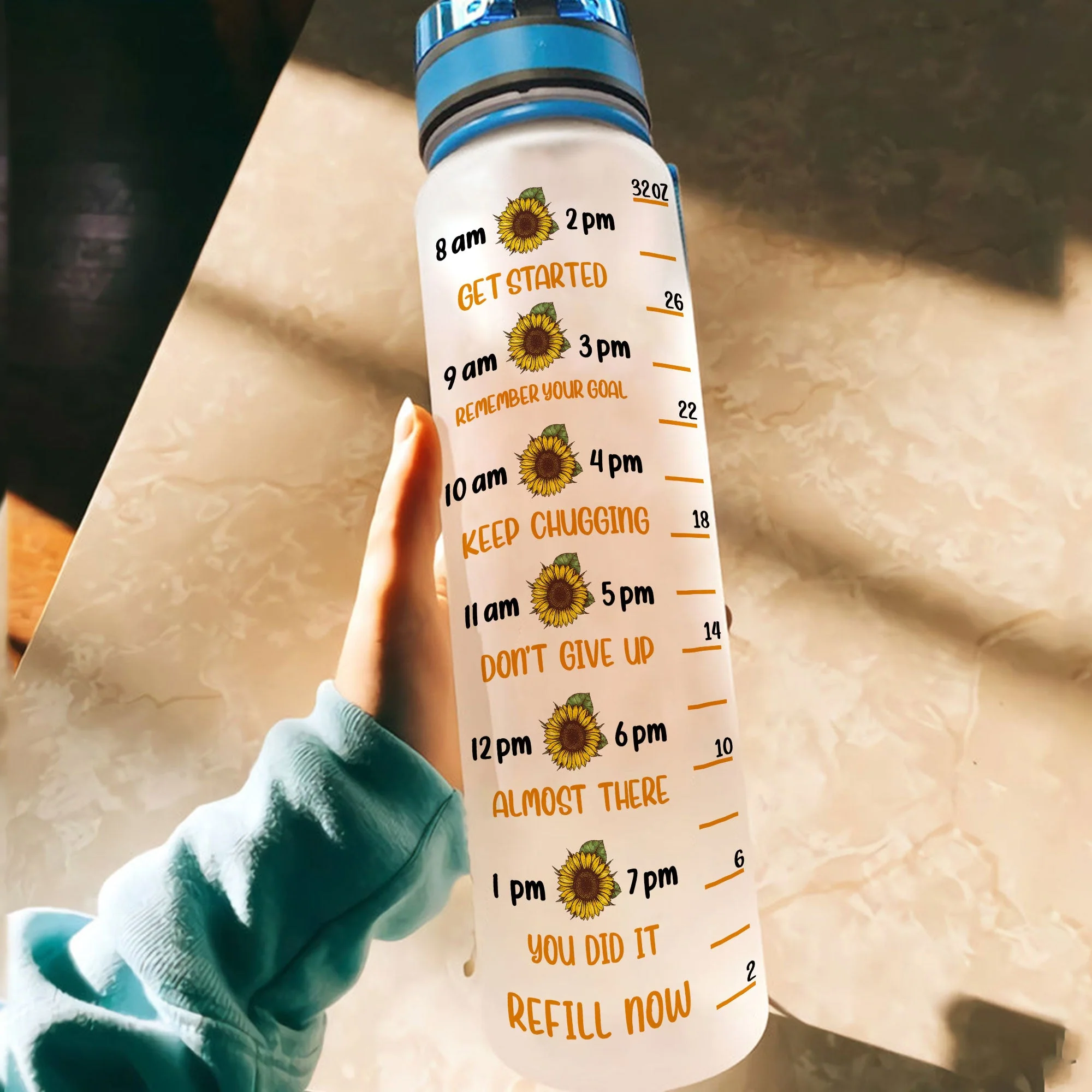 In A World Full Of Roses Be A Sunflower  - Personalized Water Bottle With Time Marker - Birthday, Motivation Gift For Her, Girl, Woman - Image 4