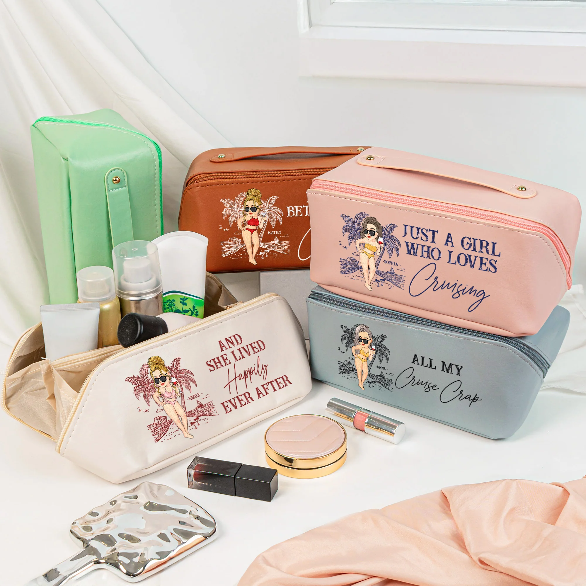 Just A Girl Who Loves Traveling - Personalized Makeup Bag - Image 3