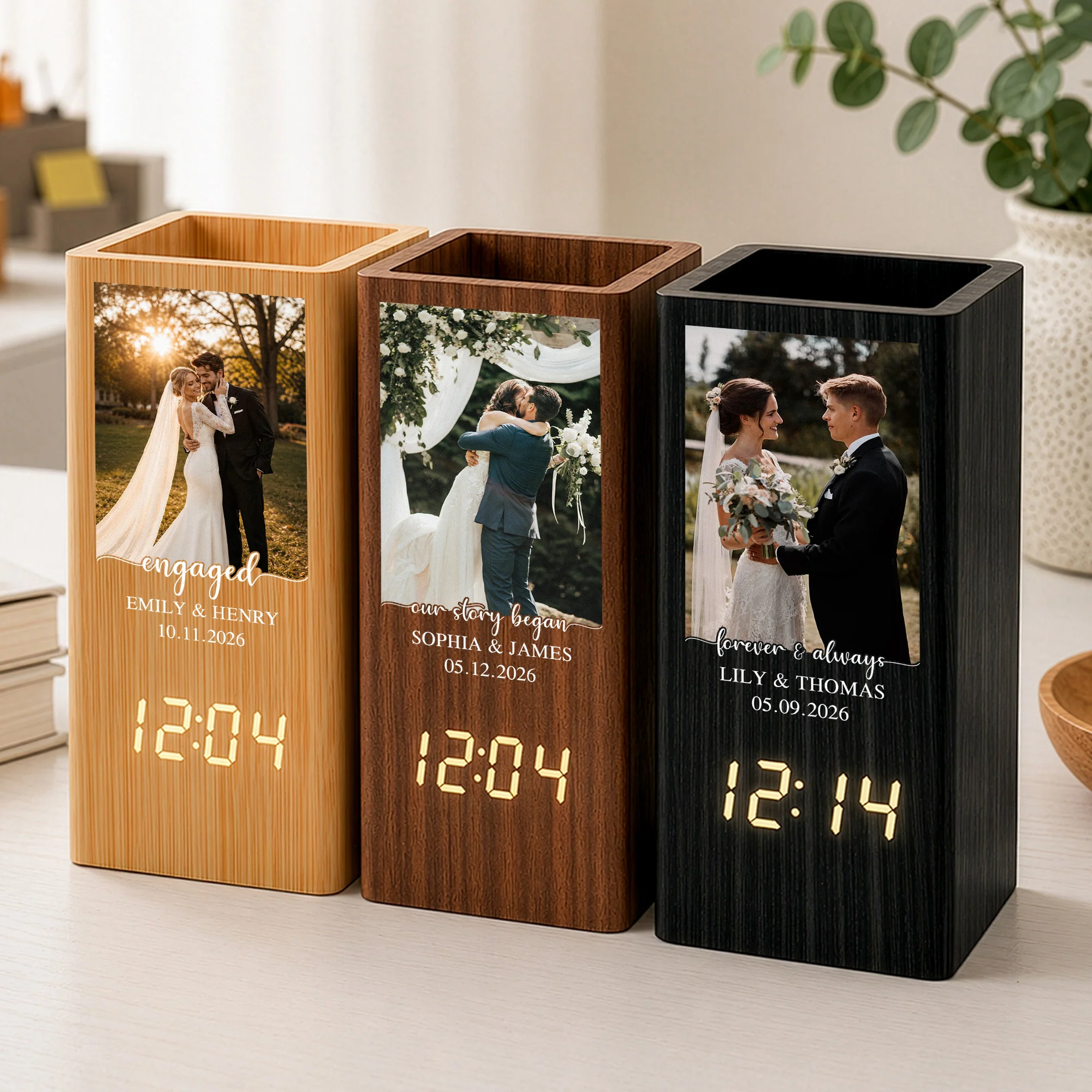 Just Married - Wedding Couple Gifts With Photo & Special Date - Personalized Pen Holder With Clock