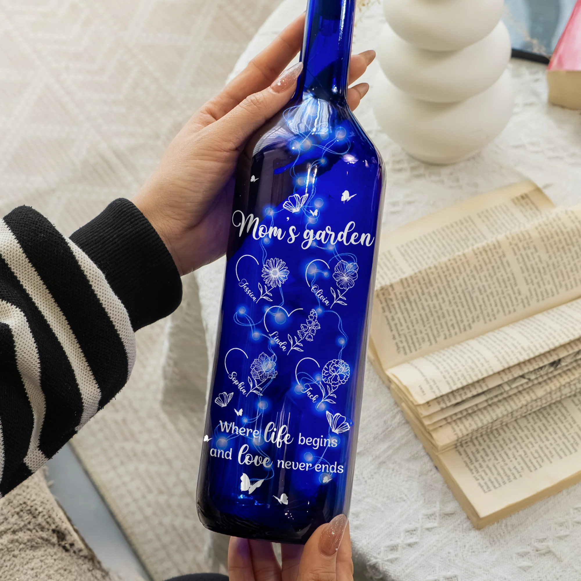 Mom's Garden Where Life Begins And Love Never Ends - Personalized Blue Bottle Lamp - Image 2